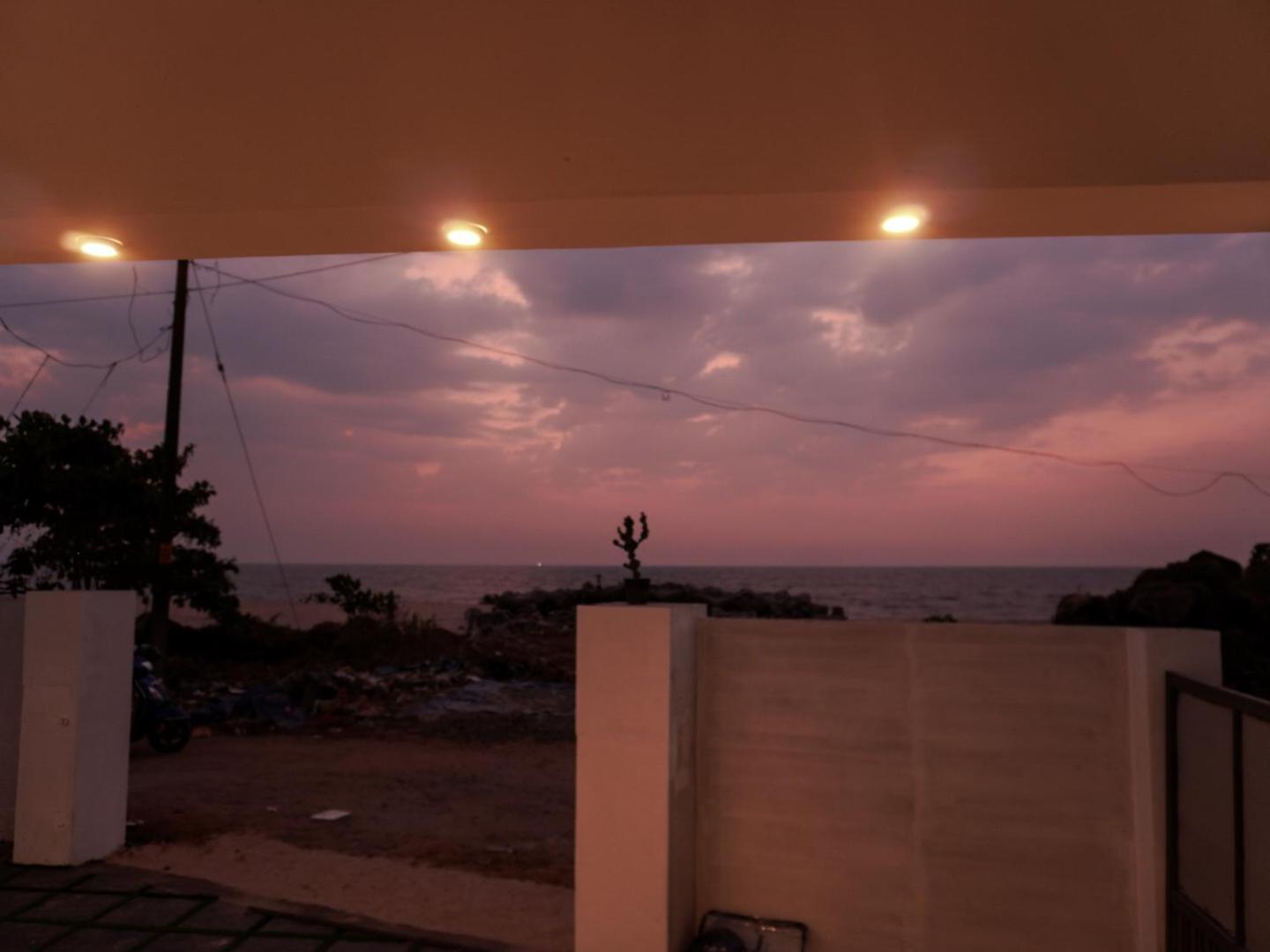 Marari Aidenz Beach Vibe Villa Alappuzha ภายนอก รูปภาพ