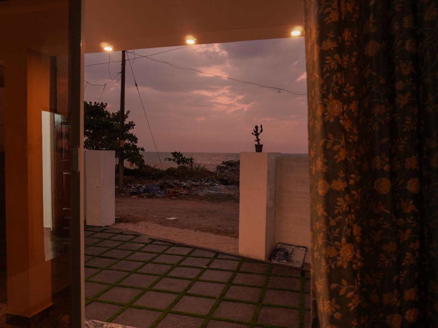 Marari Aidenz Beach Vibe Villa Alappuzha ภายนอก รูปภาพ
